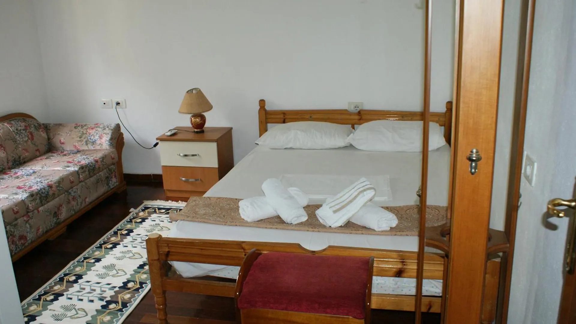 Guesthouse Bazzar Gjirokastër 0*,  Albanien